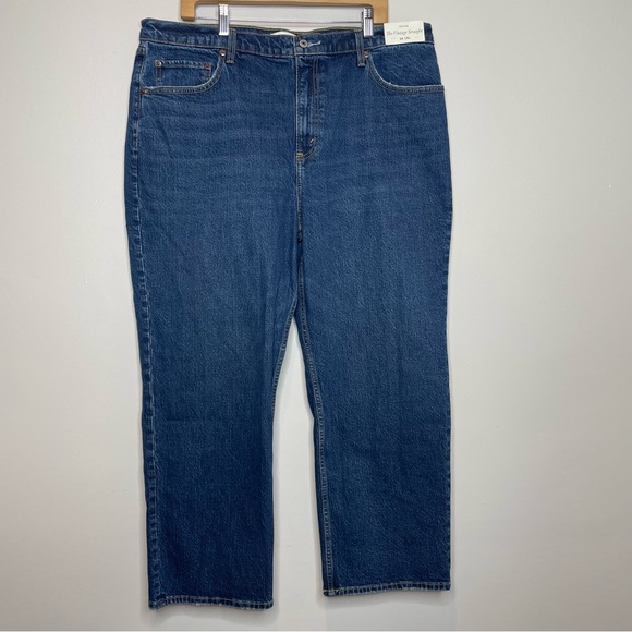 Abercrombie & Fitch Women’s Vintage Straight High Rise Jeans in Dark Wash NWT - Picture 3 of 12